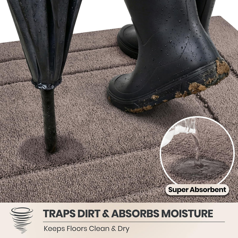 Gros plan fibres PURRUGS montrant absorption rapide pour sols propres