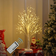 PXBNIUYA arbre lumineux face complète montrant ambiance chaleureuse