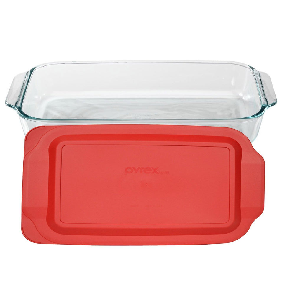 Gros plan verre Pyrex montrant texture résistante et anti‑taches durable