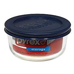 Pyrex 7200 en usage au micro‑ondes illustrant réchauffage sûr et gain de temps