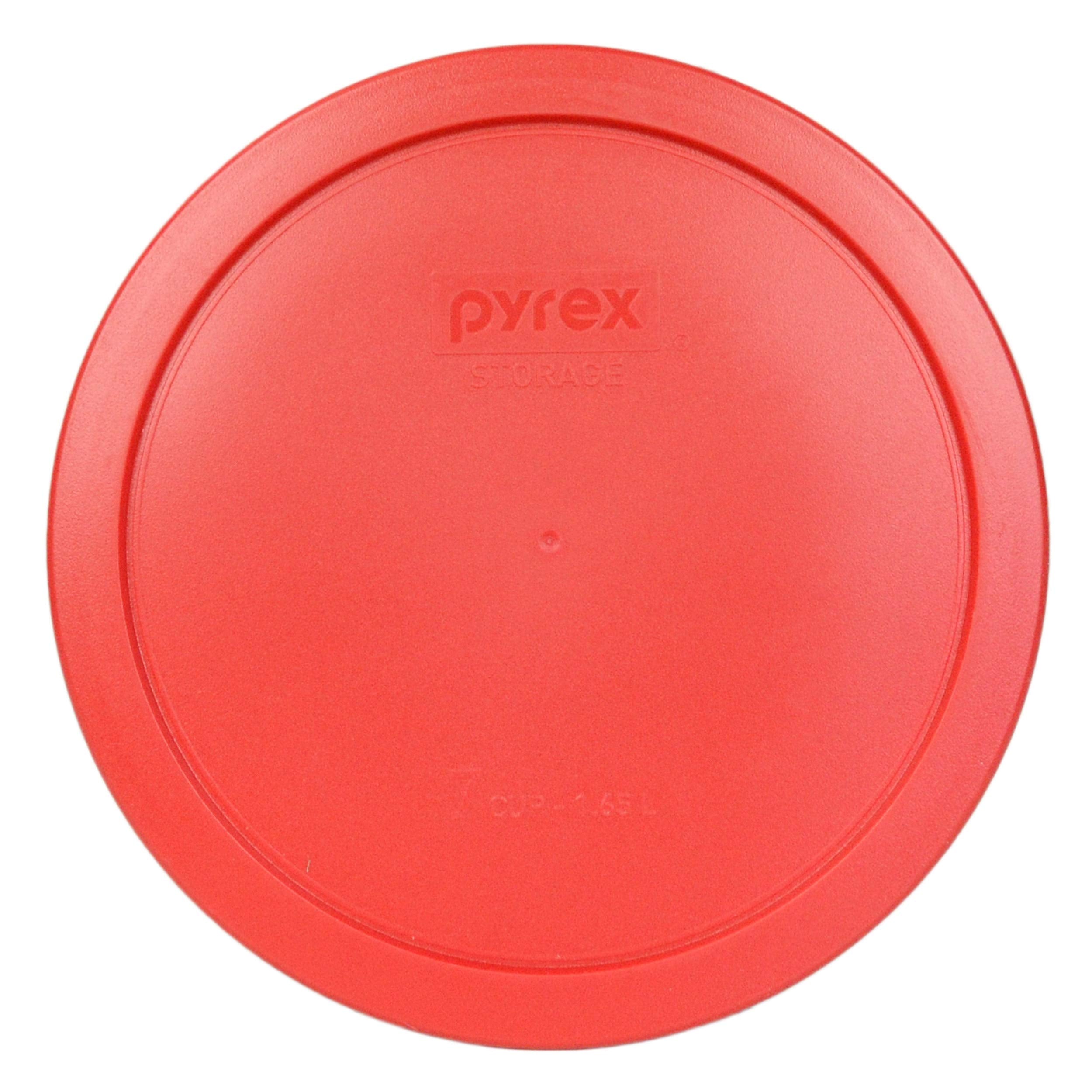 Pyrex bol fermé dans réfrigérateur montrant conservation organisée et gain de place