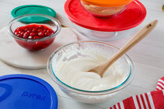 Pyrex bol Prepware en usage battage œufs préparation rapide et propre