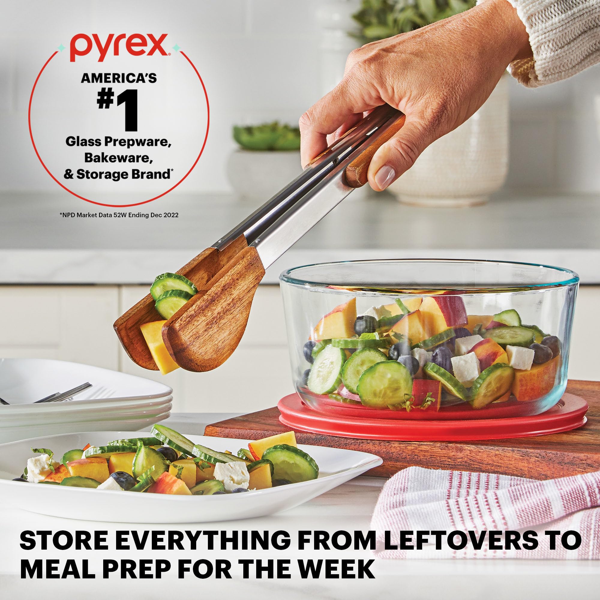 Pyrex comparaison avec main montrant échelle des tailles pour portions