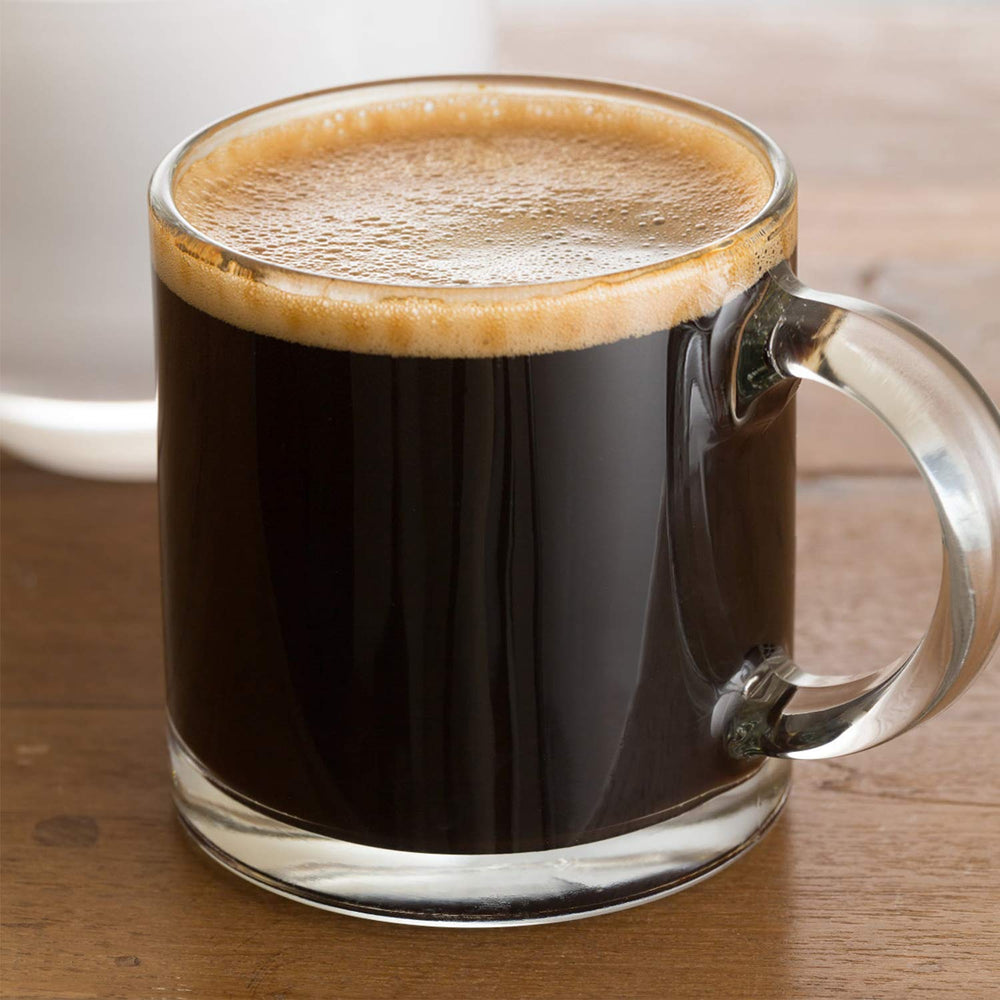 QAPPDA tasse en usage avec café chaud illustrant maintien de la boisson