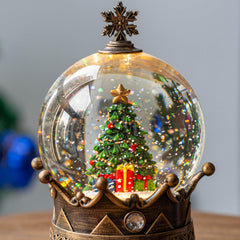 Qualdout détail de la couronne sapin en résine montrant finition soignée