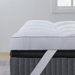 QUEEN ROSE face avant du surmatelas montrant une surface moelleuse pour confort immédiat