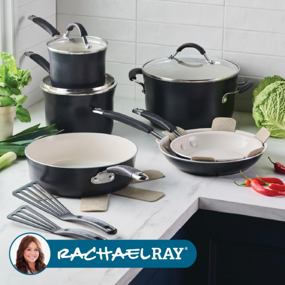 Rachael Ray Cucina comparaison de taille montrant échelle et polyvalence