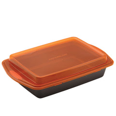 Rachael Ray face avant du moule montrant la forme et finition antiadhésive, pratique