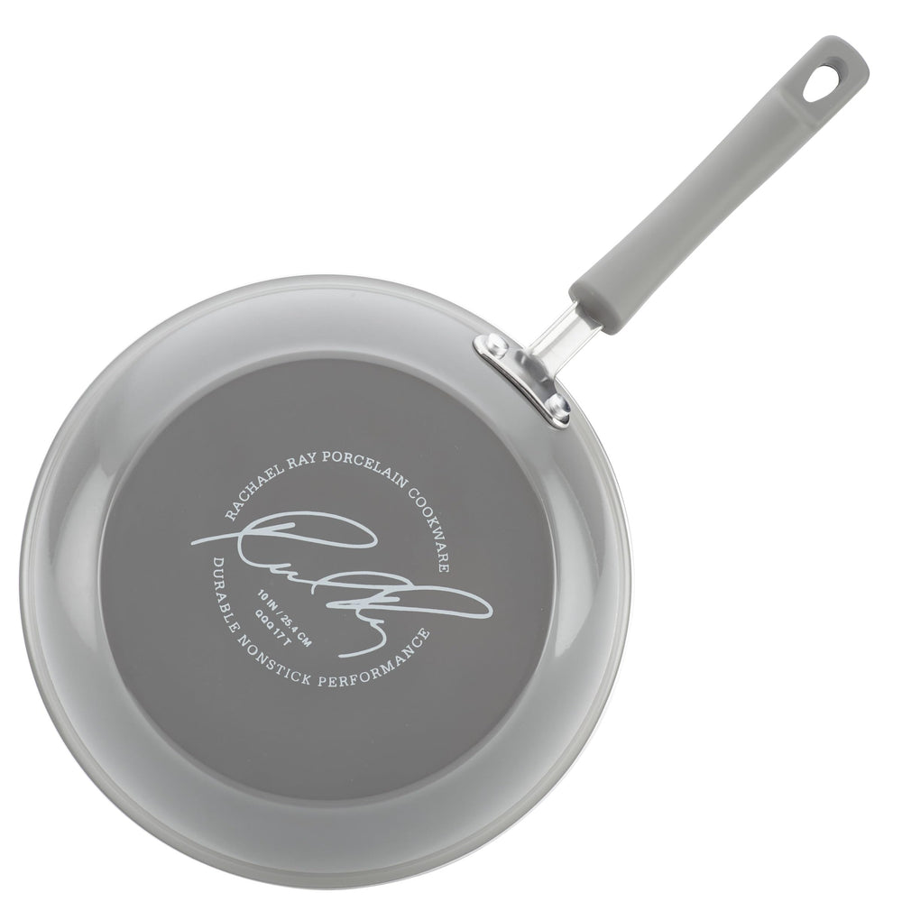 Rachael Ray rangement compact des pièces illustrant empilement pratique
