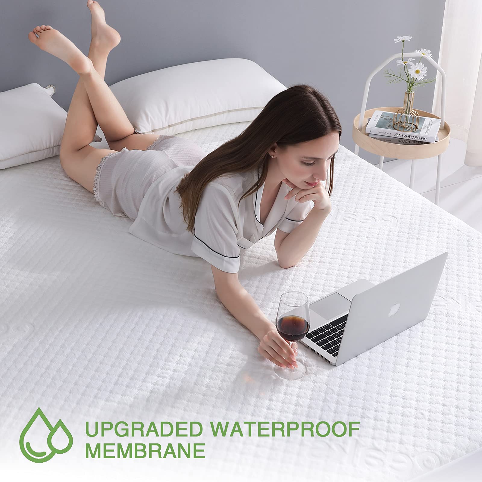 Reaks détail couture et jupe extensible pour matelas jusqu'à 18"