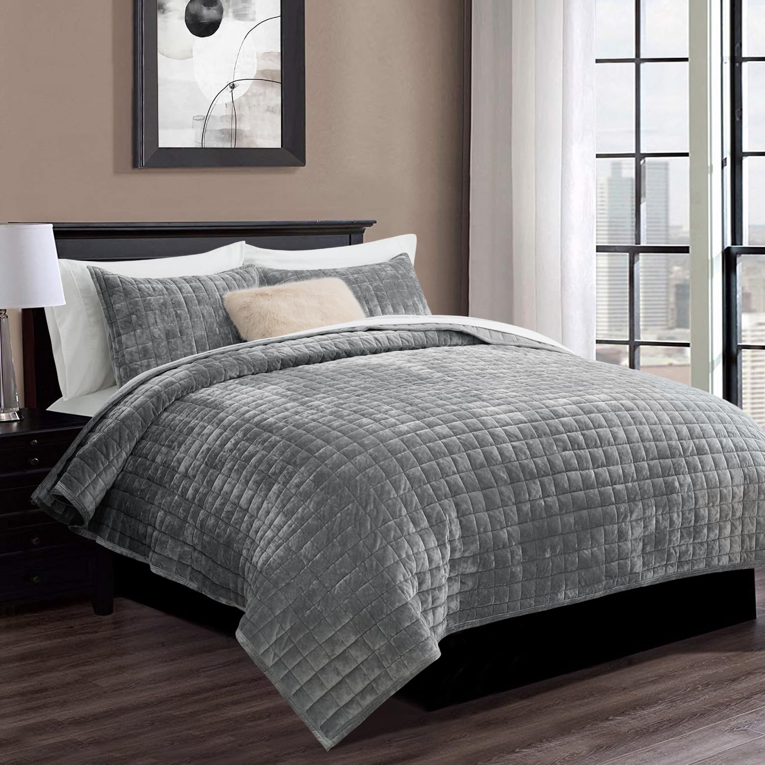 RECYCO gros plan velours montrant texture douce et aspect lumineux