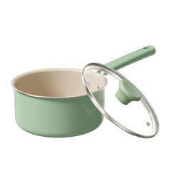 Redchef casserole face avant montrant forme compacte et couvercle, pratique