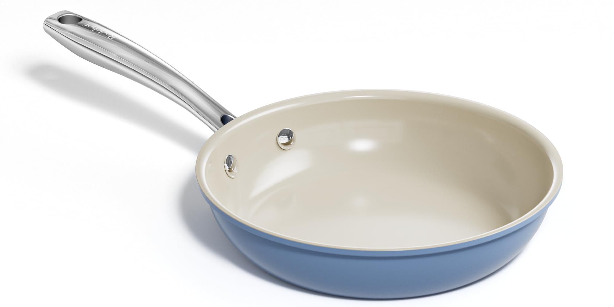 Redchef poêle 20 cm vue frontale offrant une cuisson uniforme et gain de place