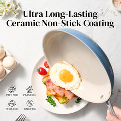 Redchef poêle en usage avec œufs sautés illustrant libération facile des aliments