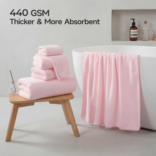 REDKISS gros plan microfibre montrant douceur et absorption