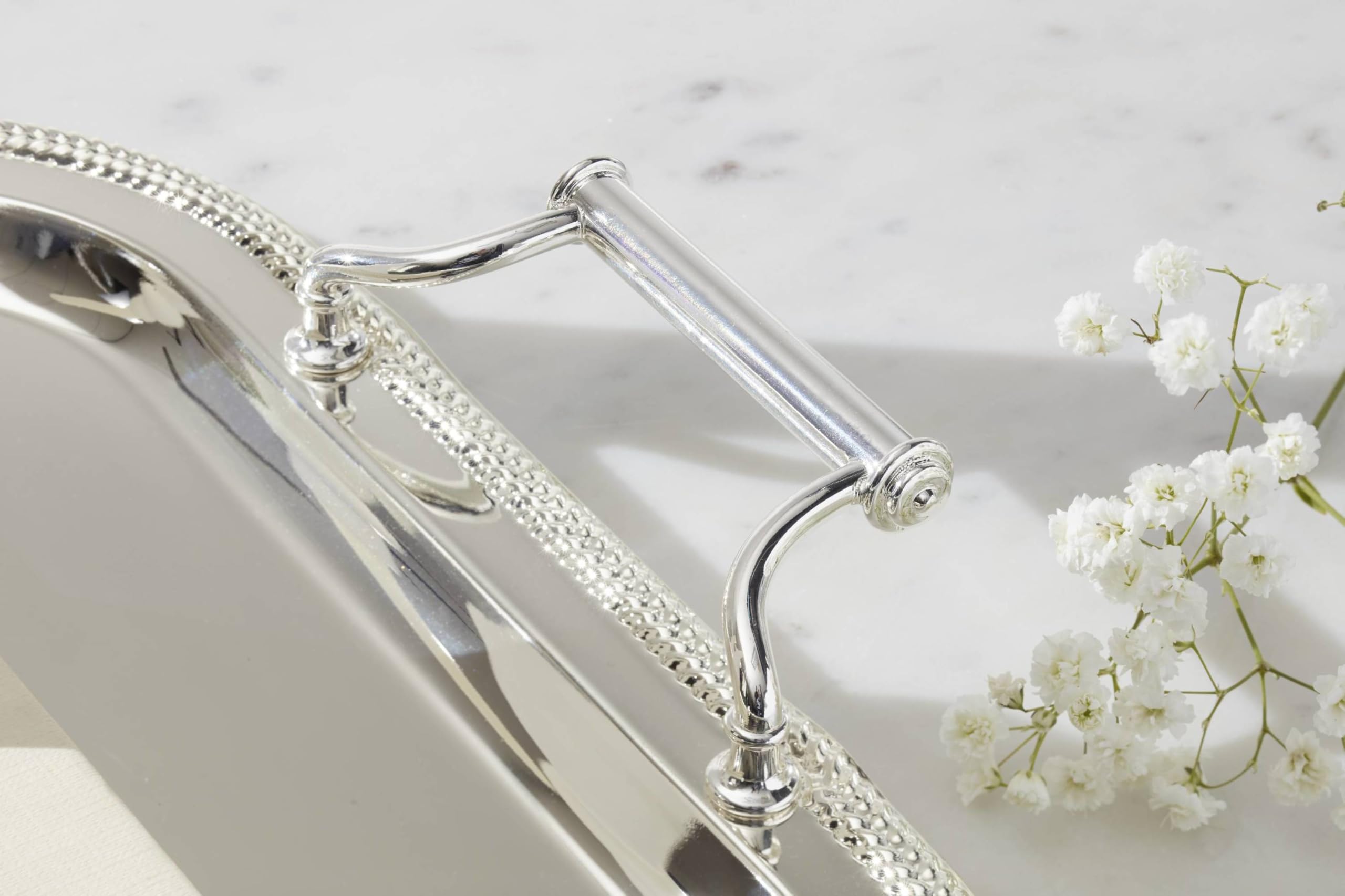 Reed & Barton plateau en comparaison d'échelle montrant taille pratique et maniabilité