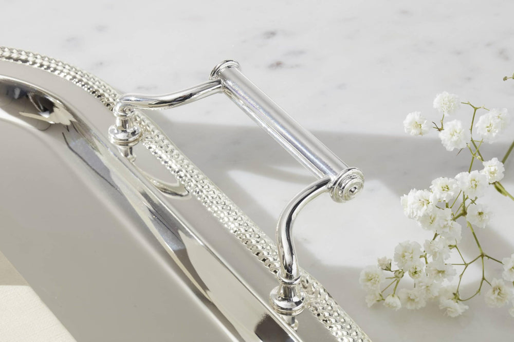 Reed & Barton plateau en comparaison d'échelle montrant taille pratique et maniabilité