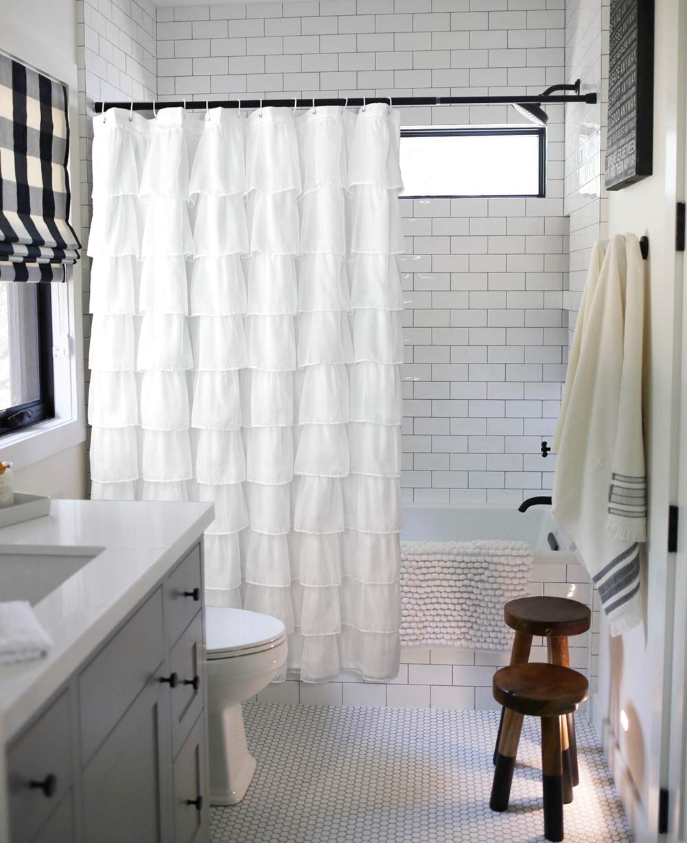 REISEN rideau installé sous la douche offrant style et intimité