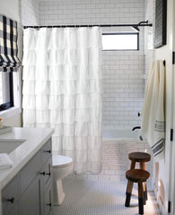 REISEN rideau installé sous la douche offrant style et intimité