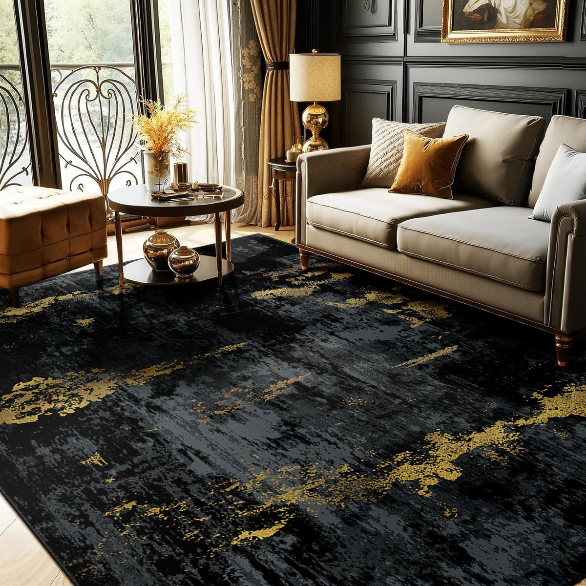 RELEANY vue face du tapis abstrait noir doré, design contemporain et entretien facile