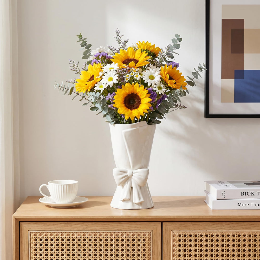 Relexome vase garni d’un bouquet apporte centre de table chic