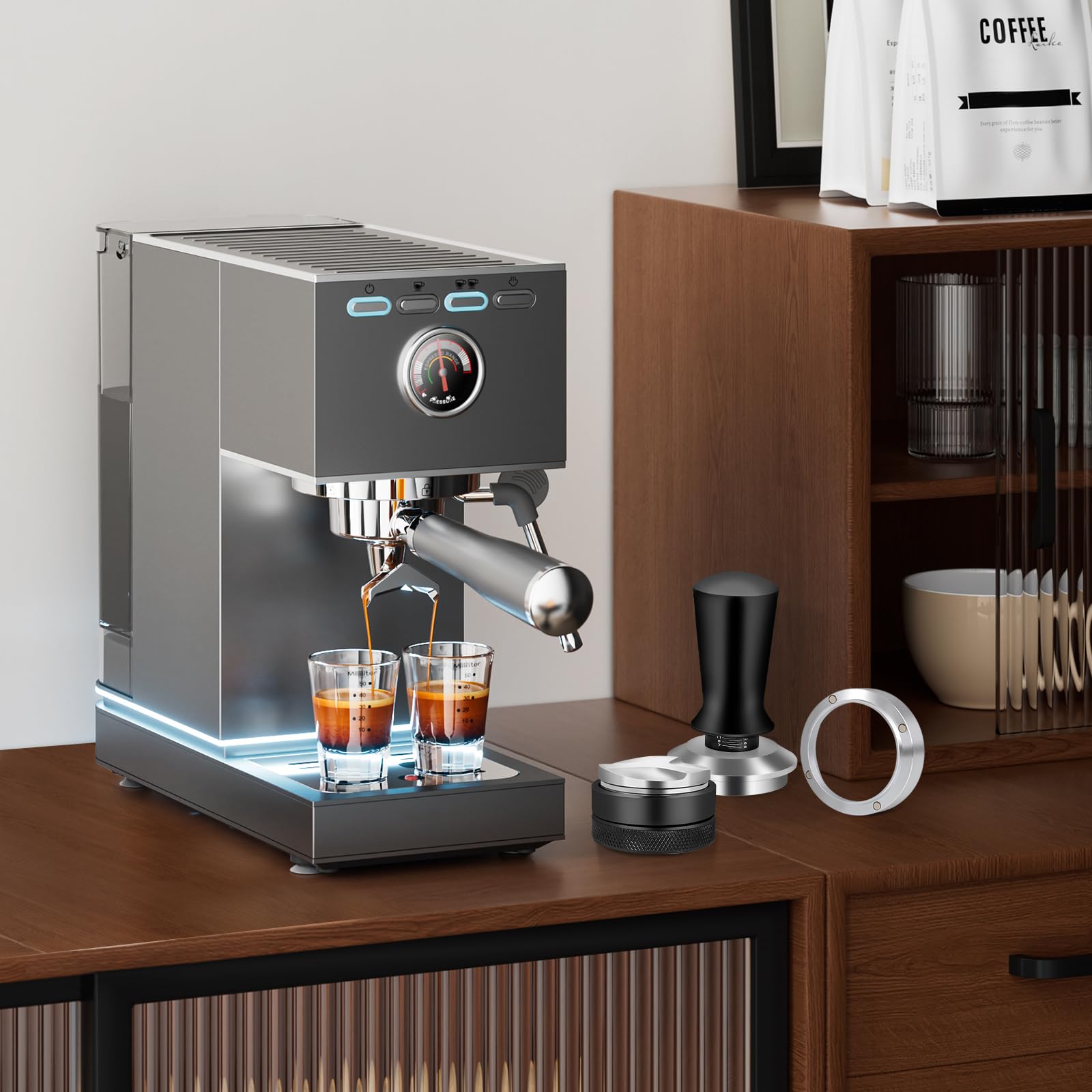 Reoszeank scène cuisine usage quotidien, aide à préparer espresso régulier