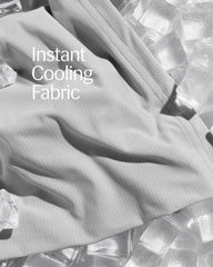 REST gros-plan du tissu Evercool montrant texture lisse pour confort