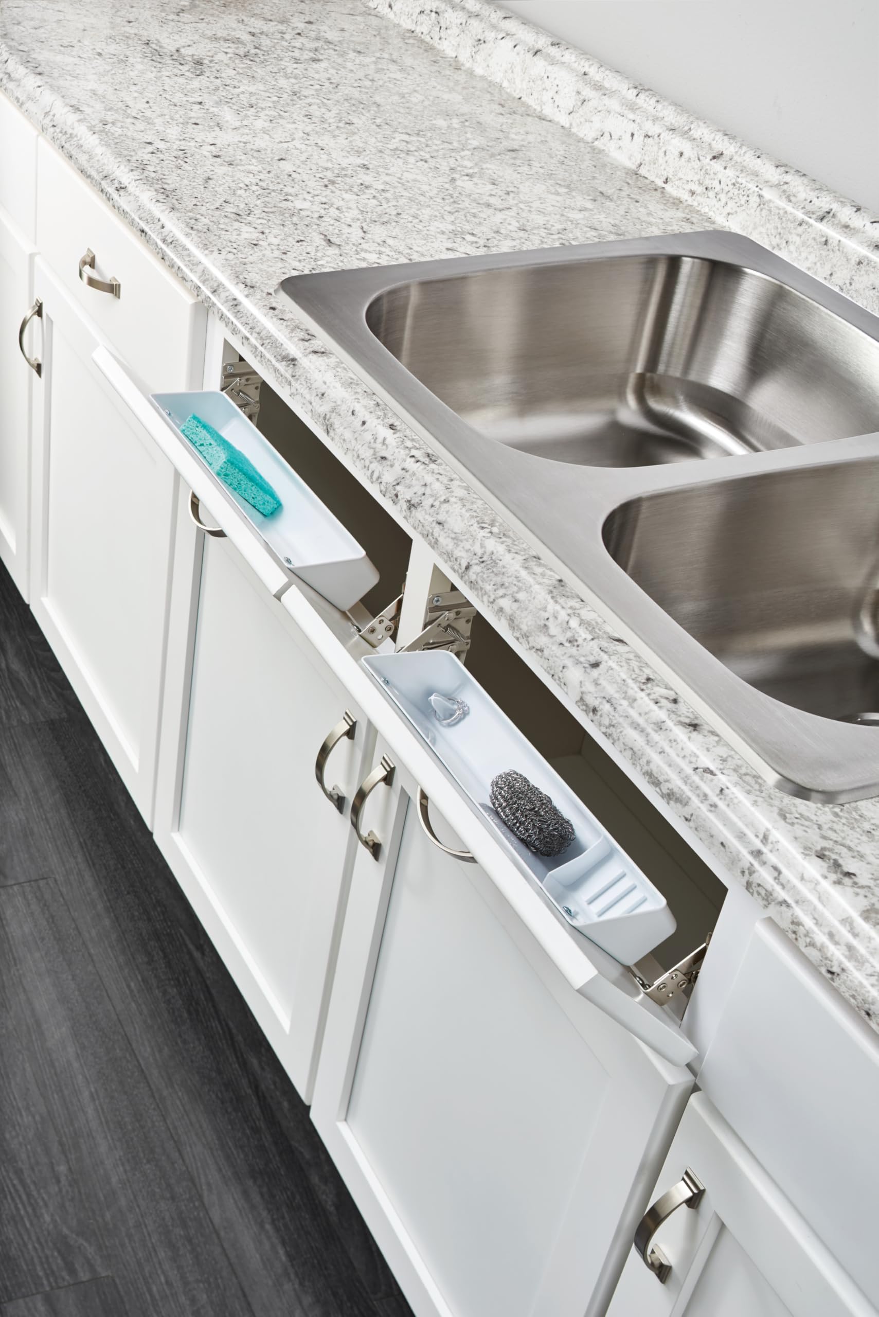 Rev-A-Shelf bac installé sous évier améliorant accès quotidien