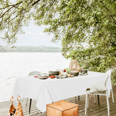 REWOMC nappe en situation mariage apportant élégance et uniformité aux tables