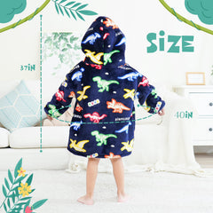 REXEO capuche dino gros plan offrant protection et style