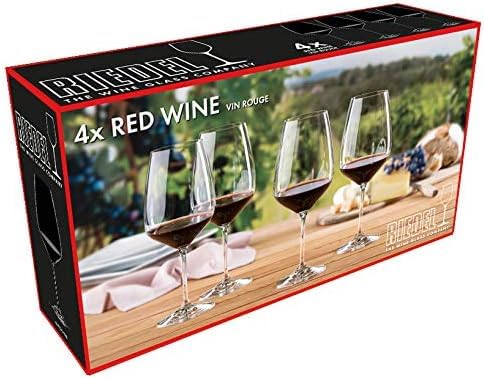 Riedel verres servis sur table illustrant convivialité et service