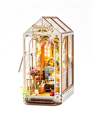 Rolife vue de face du Garden House montrant la scène et l’ambiance chaleureuse