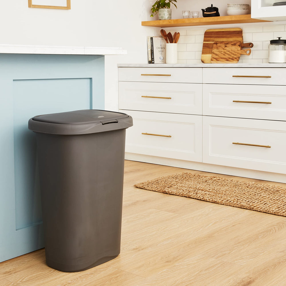 Rubbermaid en situation cuisine, gain de place et utilisation quotidienne