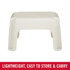 Rubbermaid Roughneck marchepied profil illustrant légèreté et structure solide