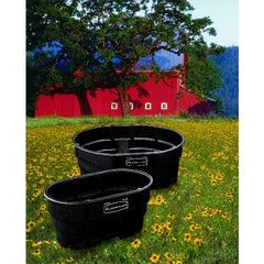 Rubbermaid vanne à côté d'un mètre pour comparaison de taille pratique