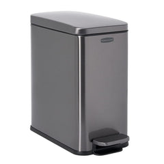 Rubbermaid vue de face charbon montrant silhouette compacte et gain de place