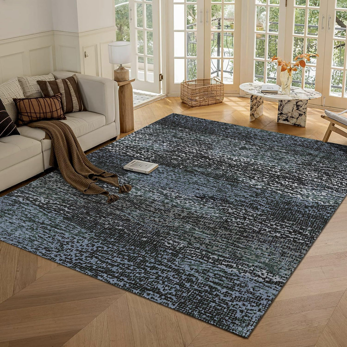 RUGSURE tapis face avant montrant motif vintage et élégance