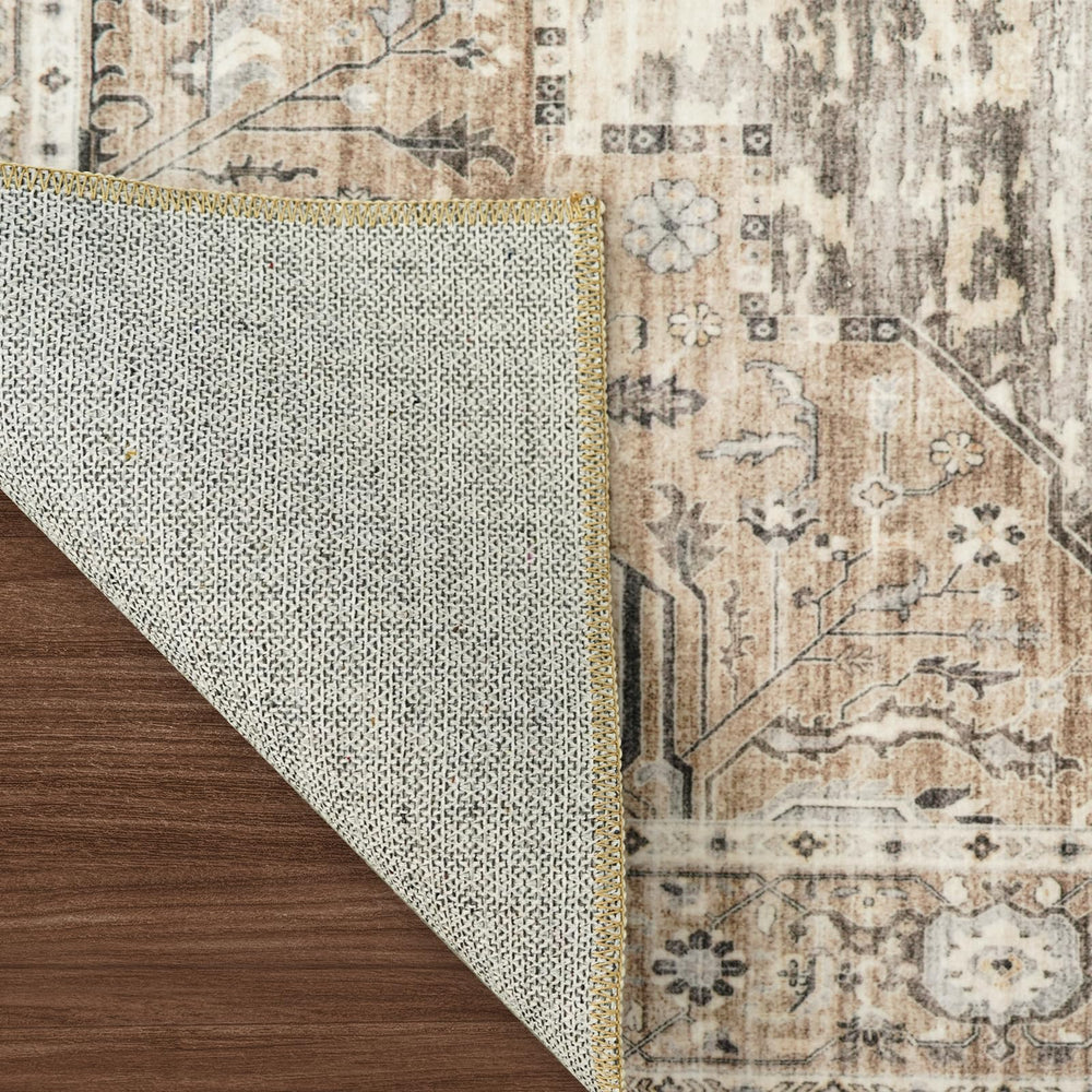 RUUGME tapis 3x5 à côté du lit pour vérifier l’échelle et l’ajustement