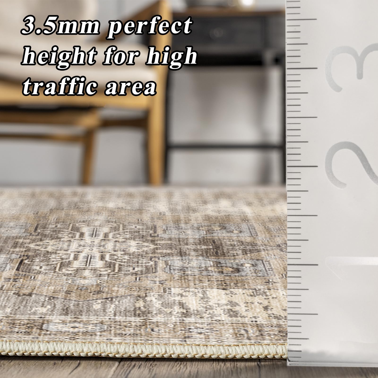 RUUGME texture du tapis prise à la main démontrant douceur sous les pieds
