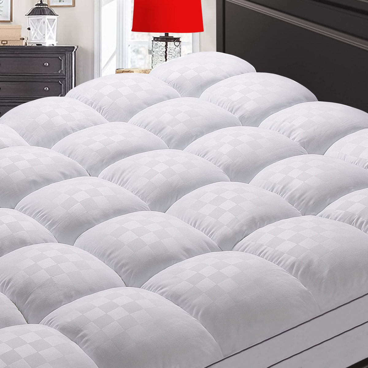SameBed vue avant du surmatelas sur lit, confort immédiat
