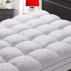 SameBed vue avant du surmatelas sur lit, confort immédiat