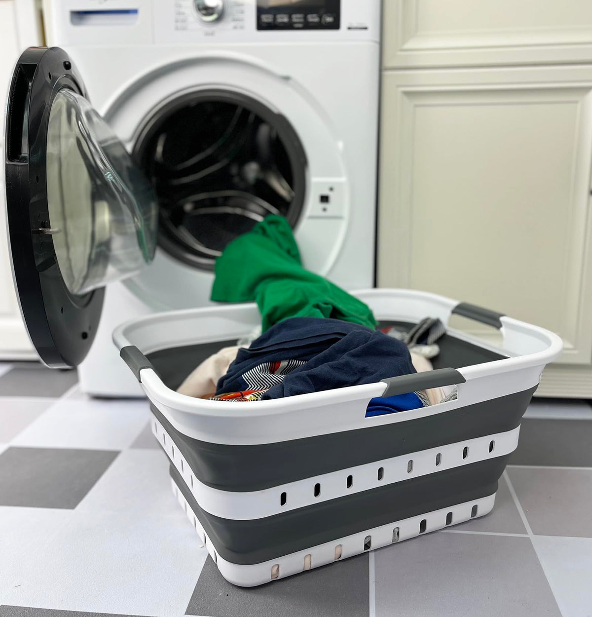 SAMMART vue frontale du panier déplié montrant volume et design pratique