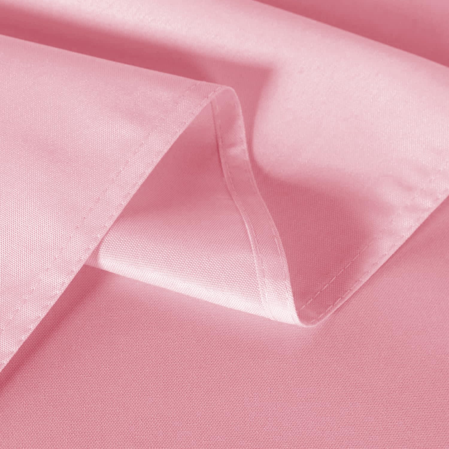 sancua nappe rose utilisée sur buffet protégeant de projections