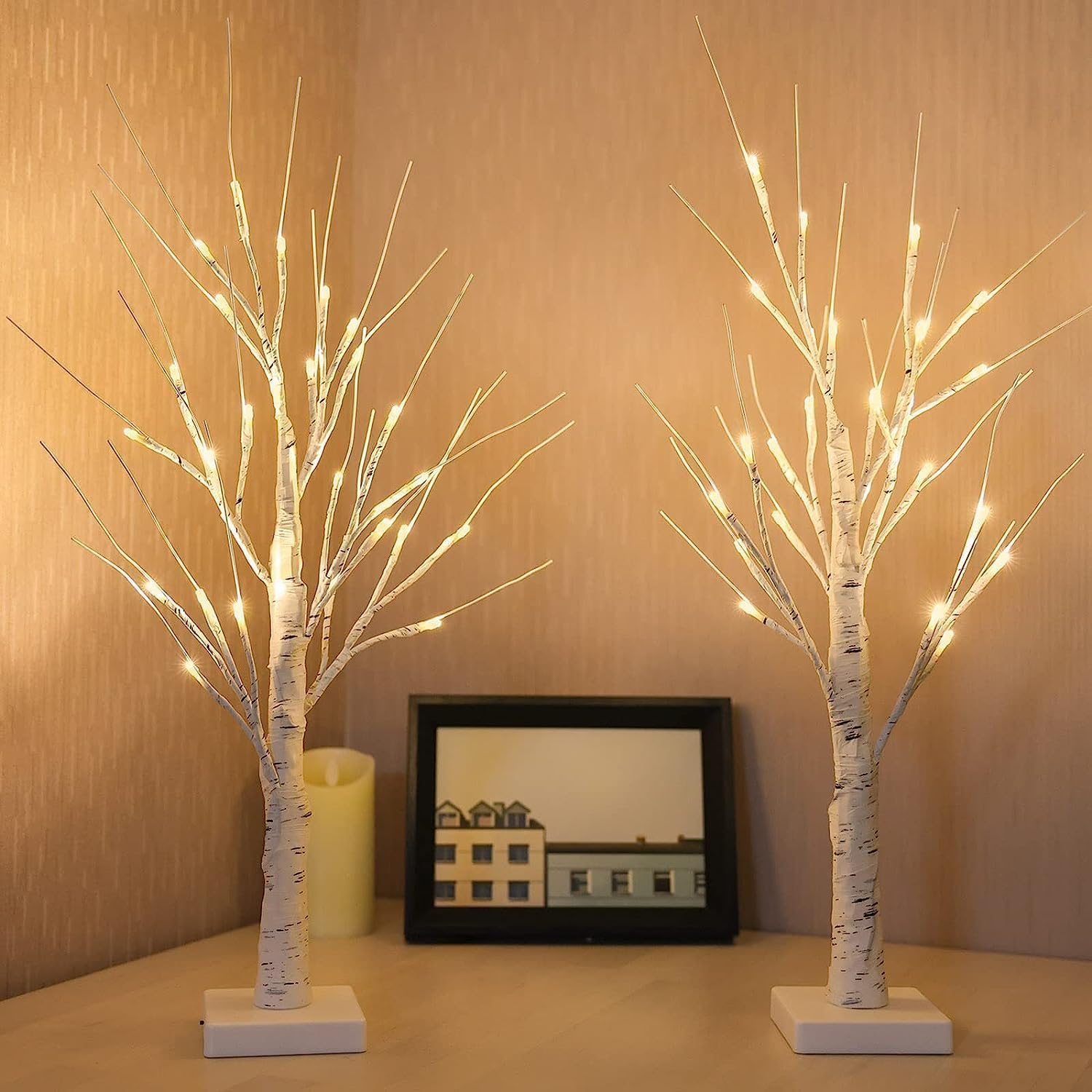 SANJICHA arbre décoré de mini-ornements illustrant usage festif et polyvalent