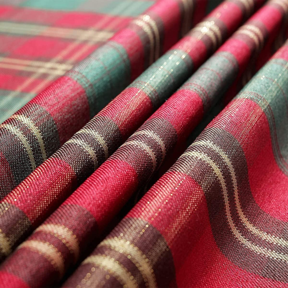 SASTYBALE nappe en situation repas familial montrant ambiance de Noël