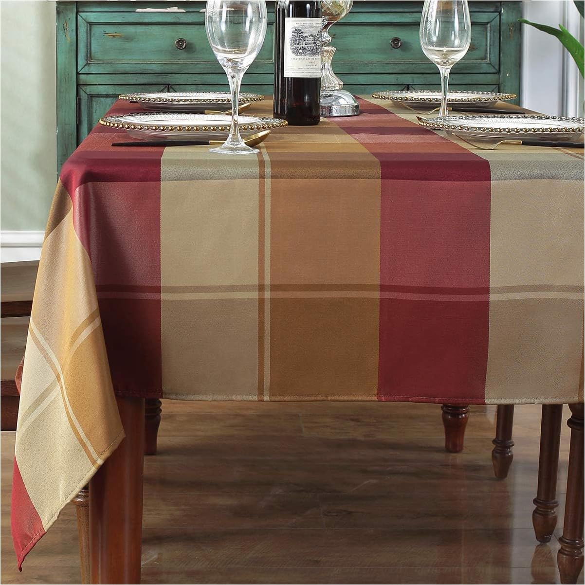 SASTYBALE nappe vue de face montrant motif vichy et protection décorative