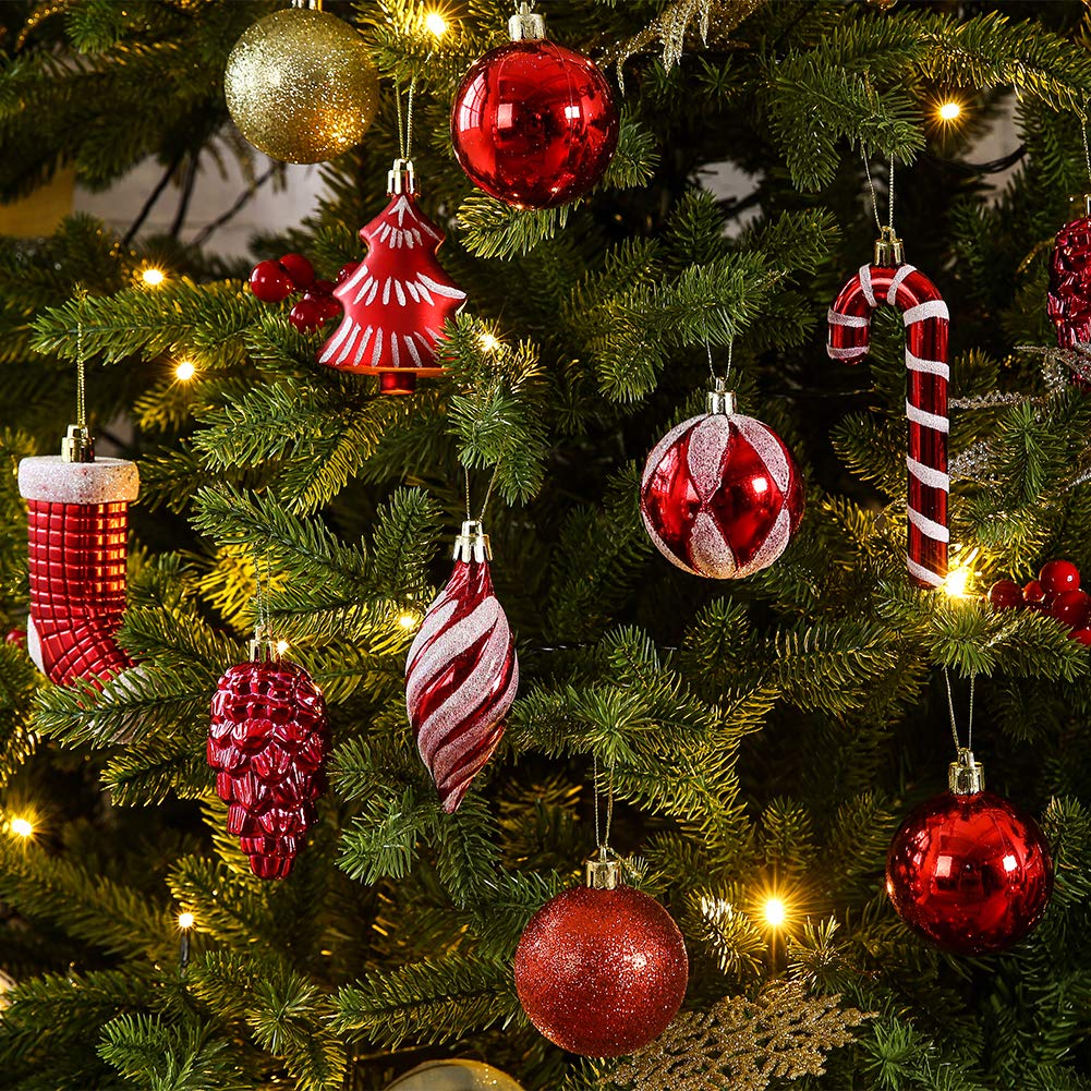 Sattiyrch boules rouges suspendues sur un sapin décoré, rendu festif sans risque de casse