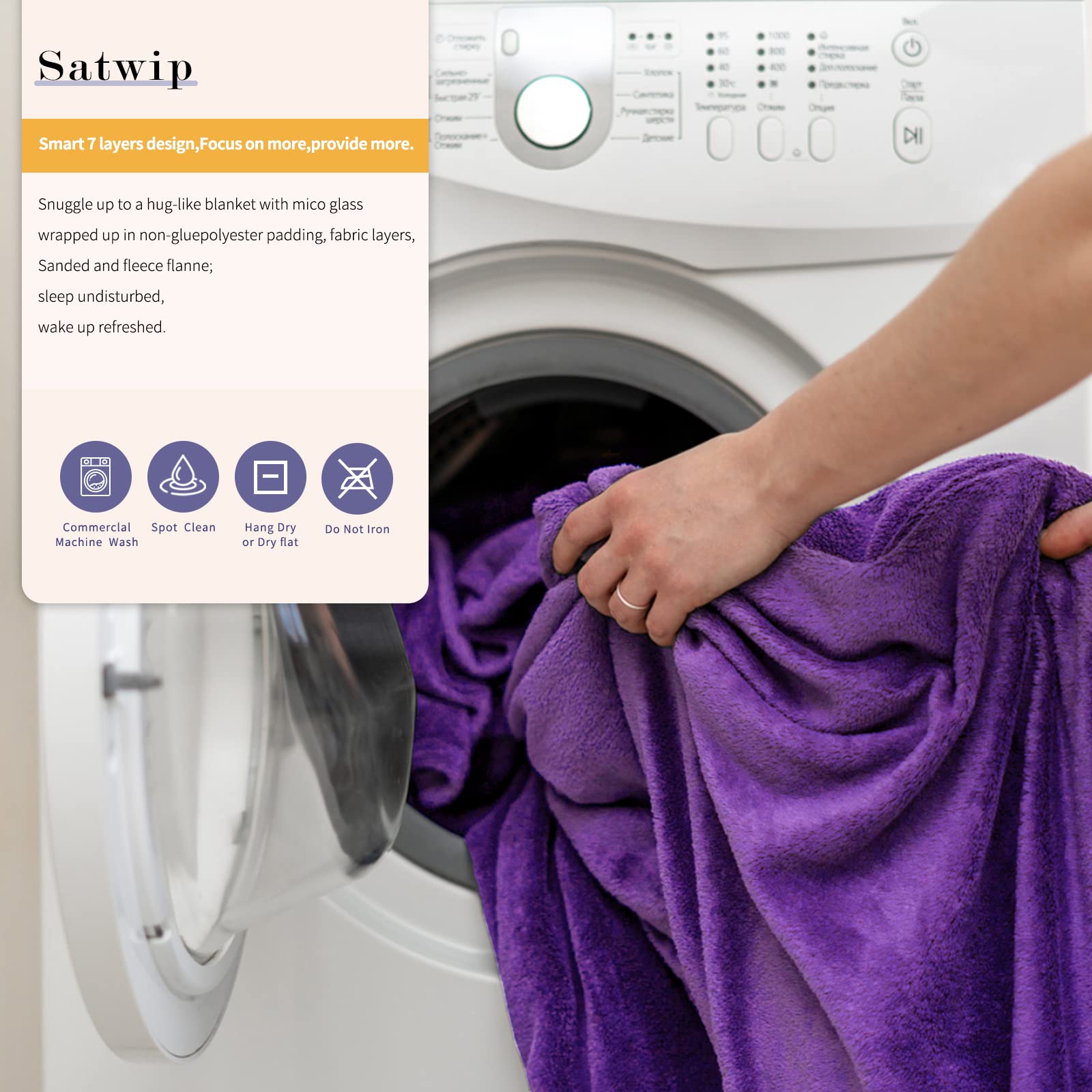Satwip mise en scène canapé violet suggérant confort et décoration