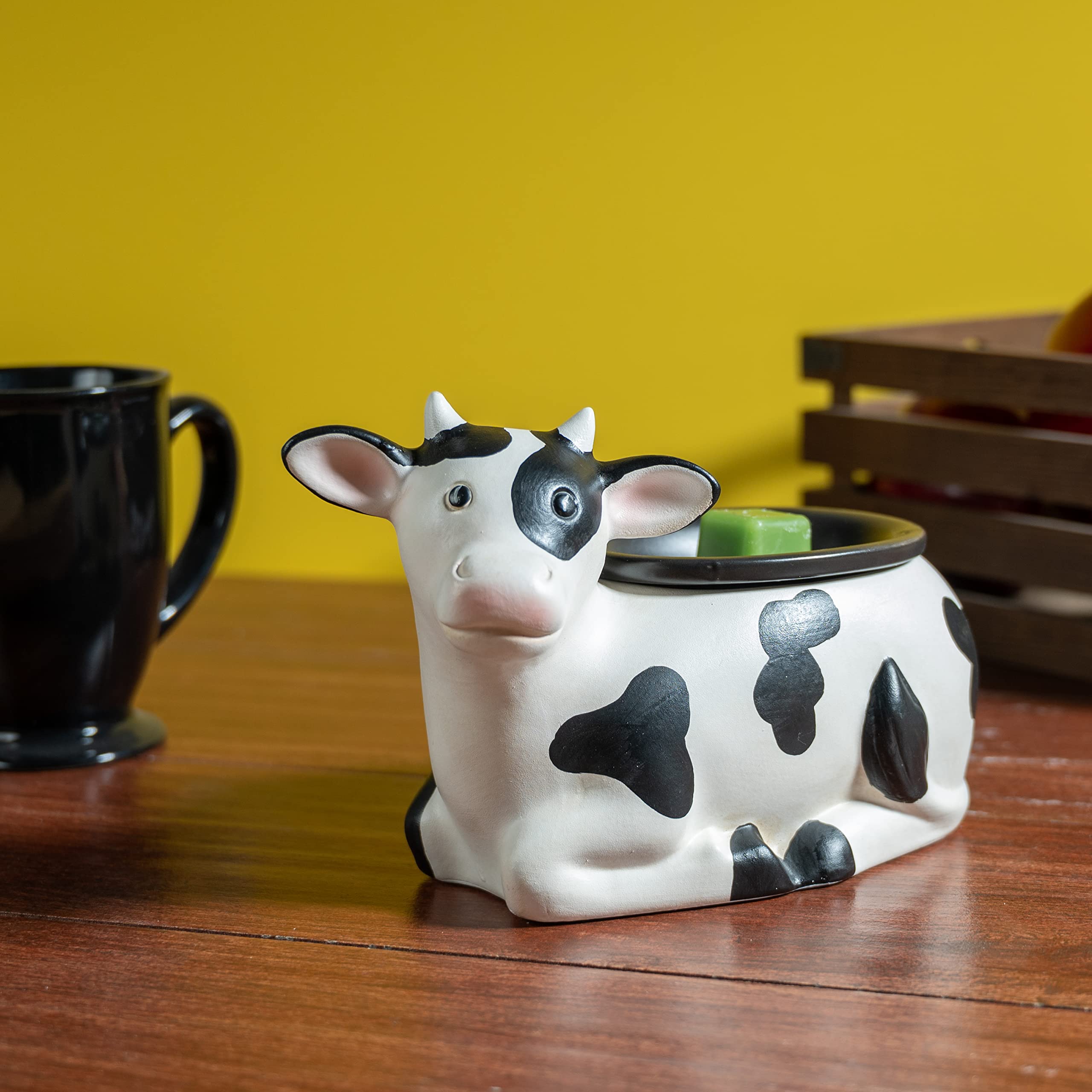 Scentsationals Bessy Cow godet de chauffe montrant emplacement cube cire