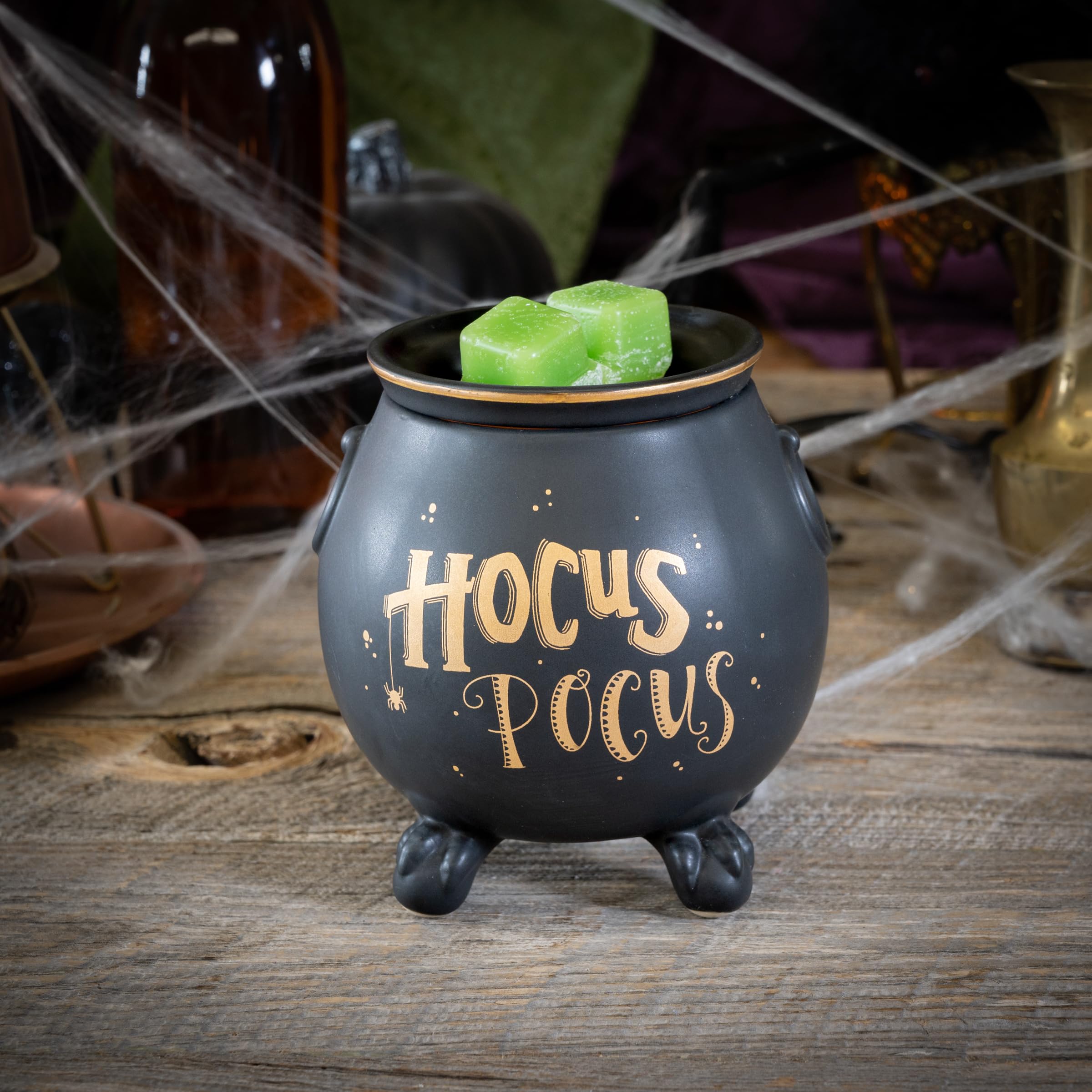 Scentsationals Hocus Pocus gros plan sur la texture et la finition noire résistante